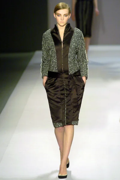 Look 14